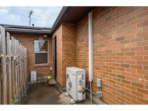 714 S Meridian Street Newberg OR 97132