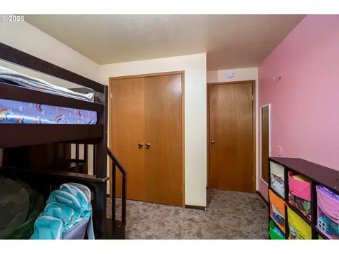 714 S Meridian Street Newberg OR 97132