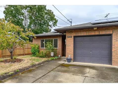 714 S Meridian Street Newberg OR 97132