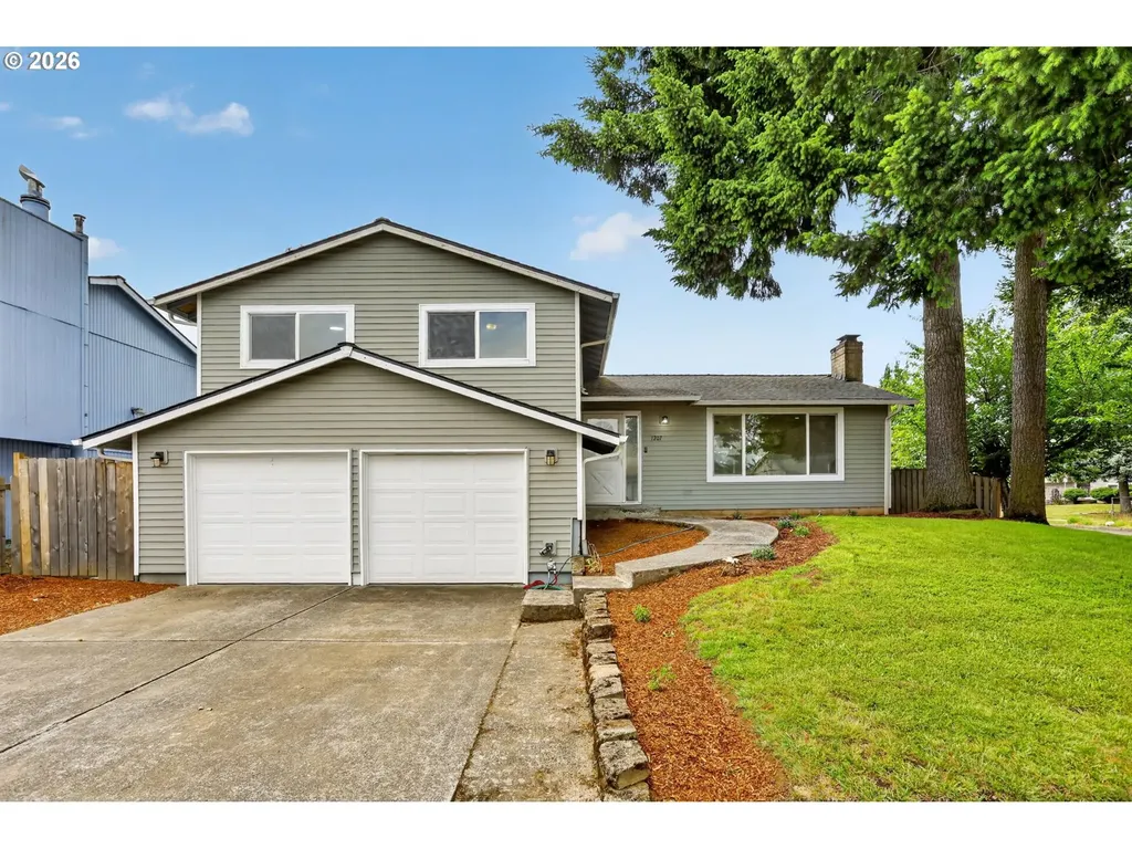 1207 SE 217th Avenue Gresham OR 97030