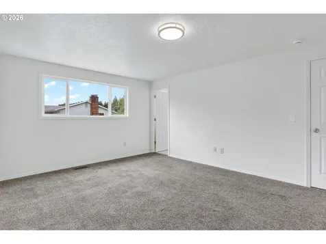 1207 SE 217th Avenue Gresham OR 97030