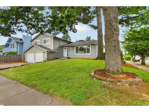 1207 SE 217th Avenue Gresham OR 97030
