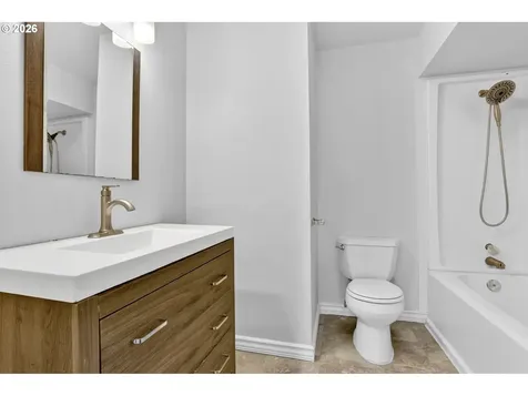 1207 SE 217th Avenue Gresham OR 97030