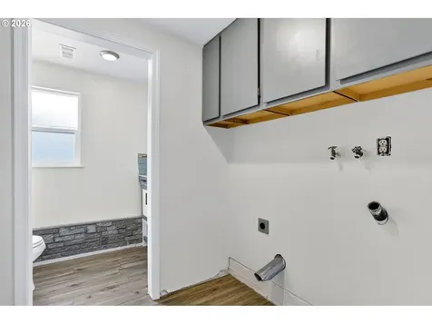 1207 SE 217th Avenue Gresham OR 97030