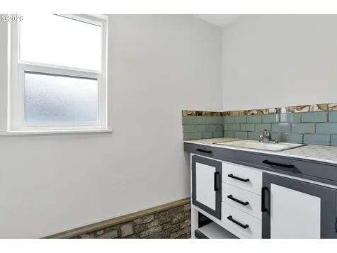 1207 SE 217th Avenue Gresham OR 97030