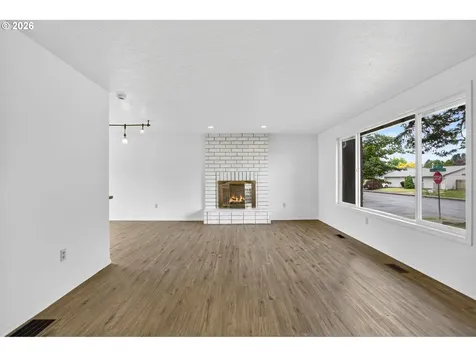 1207 SE 217th Avenue Gresham OR 97030