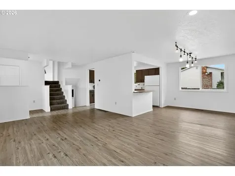 1207 SE 217th Avenue Gresham OR 97030