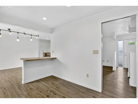 1207 SE 217th Avenue Gresham OR 97030