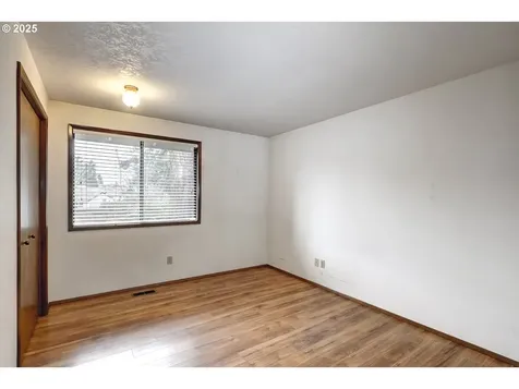 1870 NE Lincoln Street Hillsboro OR 97124
