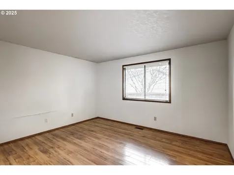 1870 NE Lincoln Street Hillsboro OR 97124