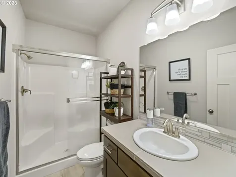 6212 N 87th Avenue Camas WA 98607