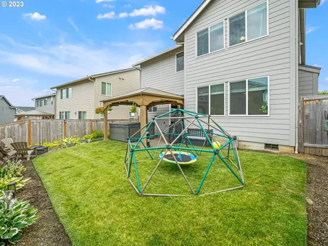 6212 N 87th Avenue Camas WA 98607