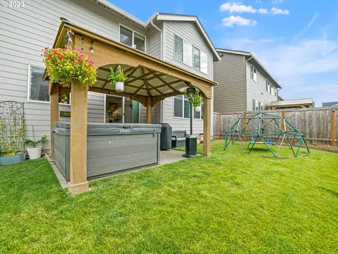 6212 N 87th Avenue Camas WA 98607