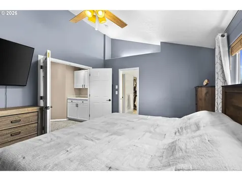 575 NW Queens Court Hillsboro OR 97124