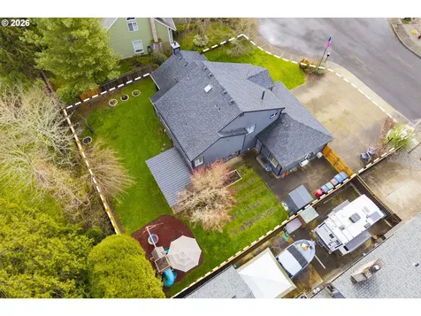 575 NW Queens Court Hillsboro OR 97124