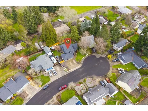 575 NW Queens Court Hillsboro OR 97124