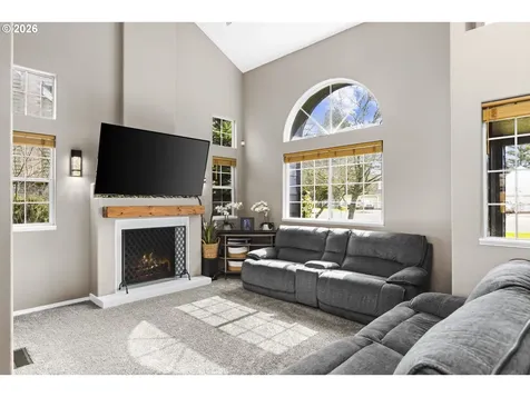 575 NW Queens Court Hillsboro OR 97124