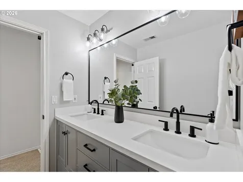 15687 SW Hawk Court Sherwood OR 97140