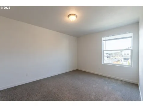 812 NE Wildwood Drive Estacada OR 97023