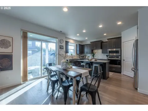 812 NE Wildwood Drive Estacada OR 97023
