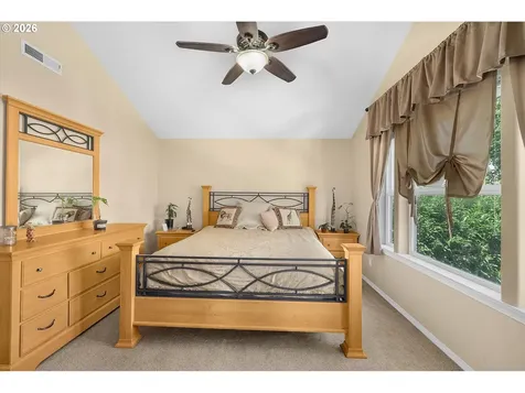 1418 SE 8th Avenue Canby OR 97013