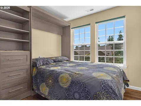 1418 SE 8th Avenue Canby OR 97013
