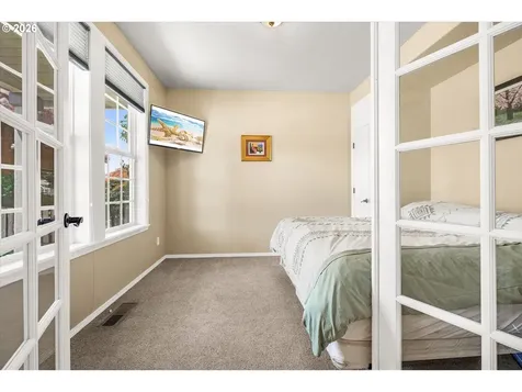 1418 SE 8th Avenue Canby OR 97013
