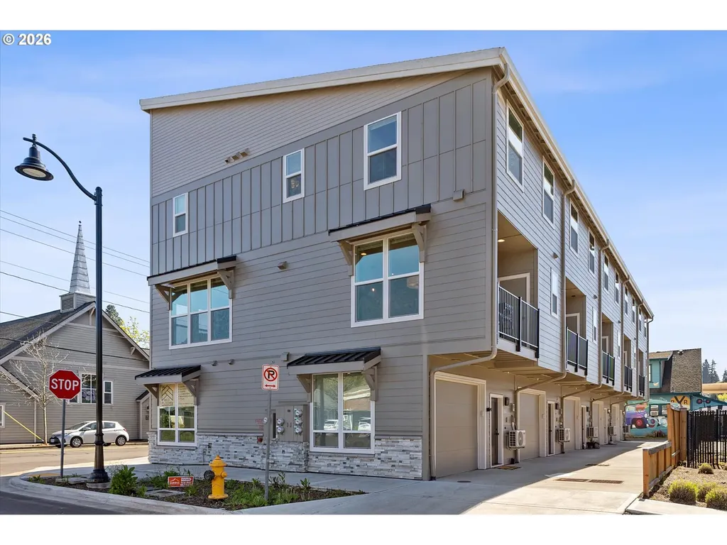 22415 SW Pine Street Sherwood OR 97140