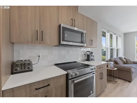 22415 SW Pine Street Sherwood OR 97140