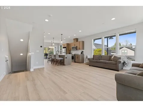 22415 SW Pine Street Sherwood OR 97140