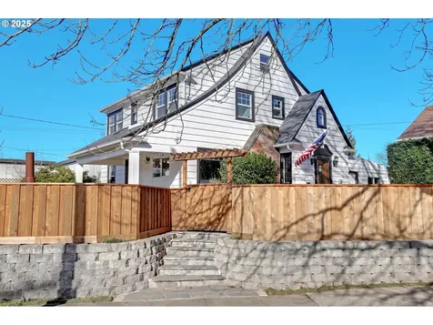 3507 NE Wasco Street Portland OR 97232