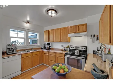 3507 NE Wasco Street Portland OR 97232