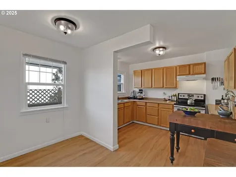 3507 NE Wasco Street Portland OR 97232