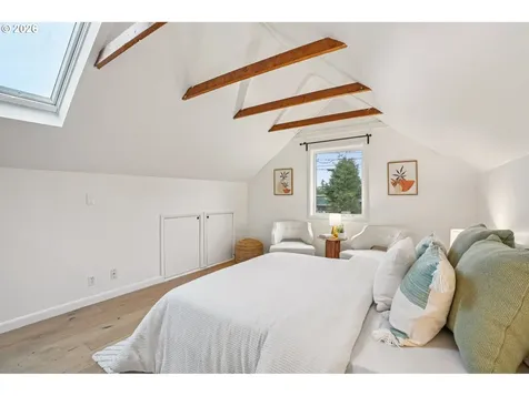 7921 NE Clackamas Street Portland OR 97213