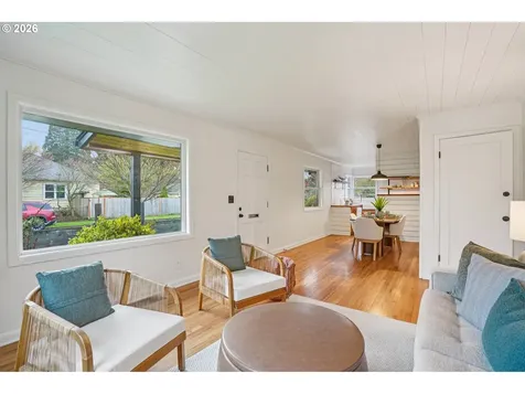 7921 NE Clackamas Street Portland OR 97213