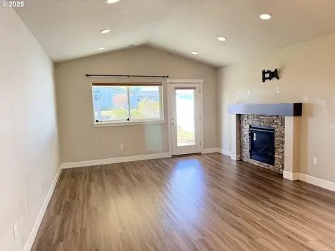 2457 NE 5th Street Hermiston OR 97838