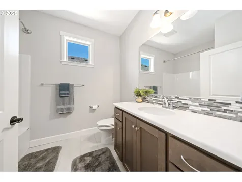14004 NE 52nd Avenue Vancouver WA 98686