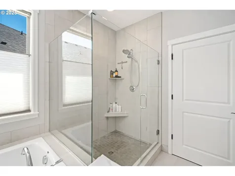 14004 NE 52nd Avenue Vancouver WA 98686
