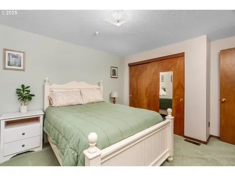 13240 SW Brittany Drive Portland OR 97223