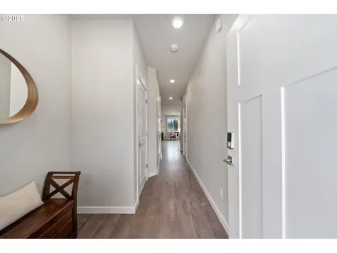 2360 N R Street Washougal WA 98671