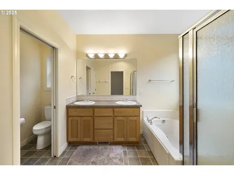 17705 NE 23rd Street Vancouver WA 98684