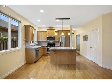 17705 NE 23rd Street Vancouver WA 98684