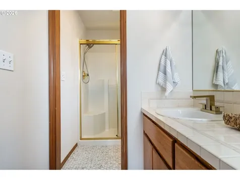 14812 NE Fremont Court Portland OR 97230