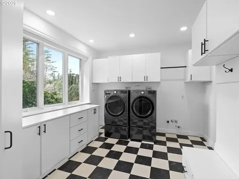 3110 NW 112th Place Portland OR 97229