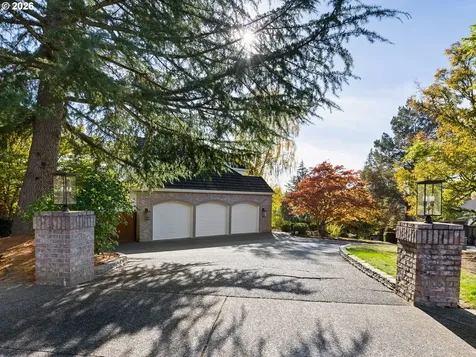 3110 NW 112th Place Portland OR 97229