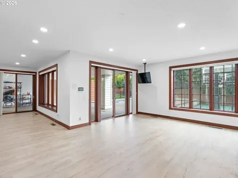3110 NW 112th Place Portland OR 97229