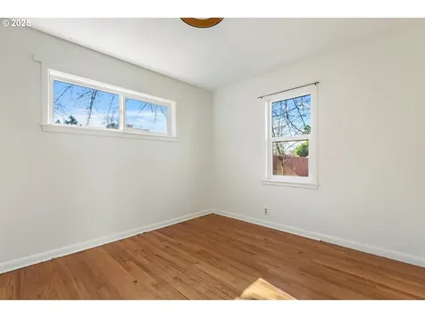 715 SE 62nd Avenue Portland OR 97215