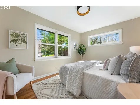715 SE 62nd Avenue Portland OR 97215