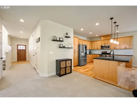 28575 Greenway Drive Wilsonville OR 97070
