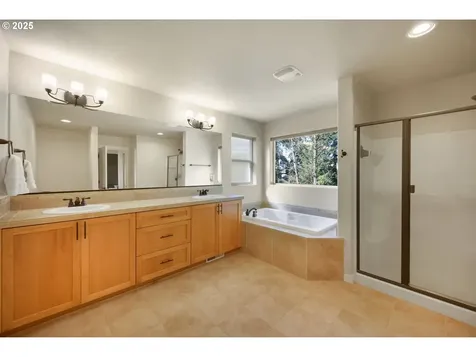 28575 Greenway Drive Wilsonville OR 97070